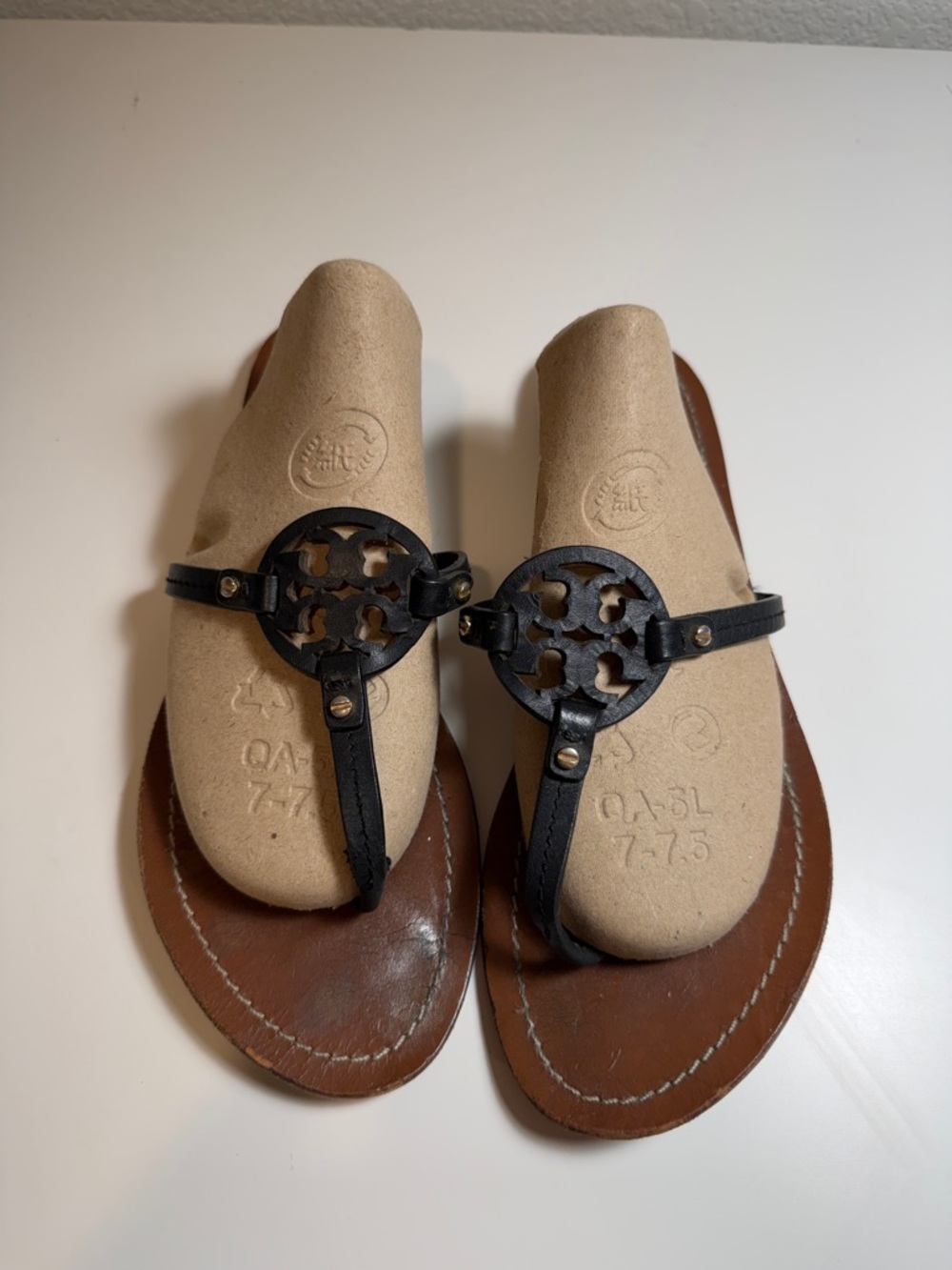 Tory Burch Black Leather Miller Logo Thong Sandals with Brown Footbed
